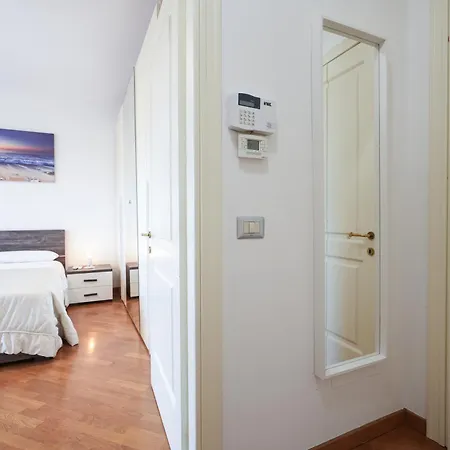 Nuvola Easy Self Check-in 아파트