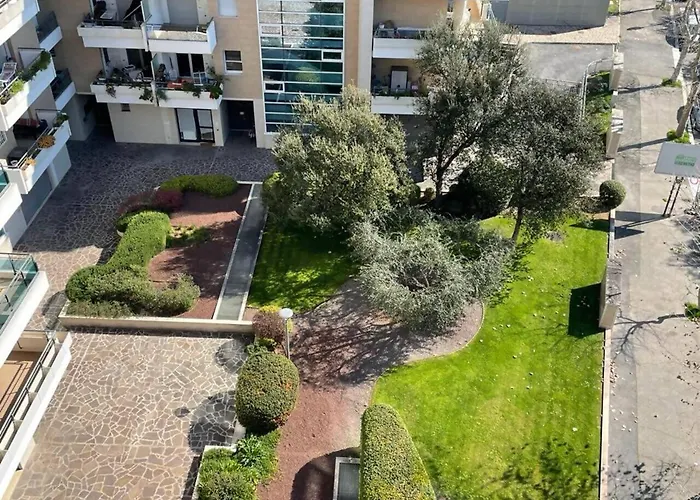 Nuvola Easy Self Check-in 아파트